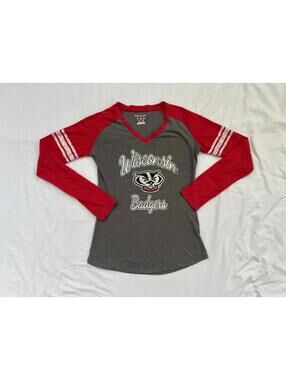 Champion women’s size M red and grey Wisconsin Badgers long sleeved top